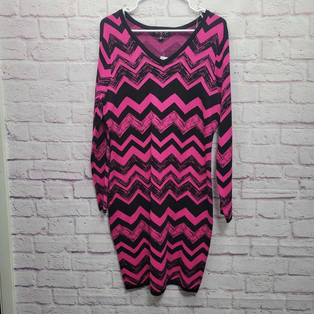 NEW NYC Pink Black Chevron Bodycon Sweater Dress Sz 1X‎ Barbiecore Retro Y2K